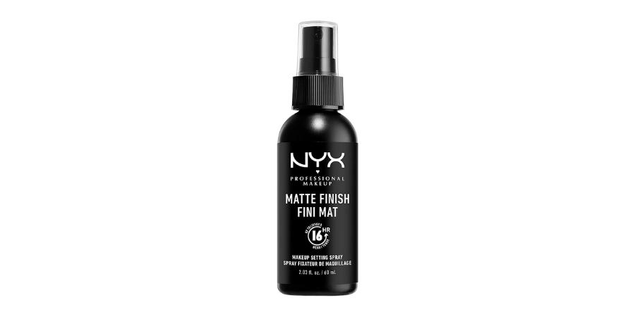 Spray NYX Makeup products 